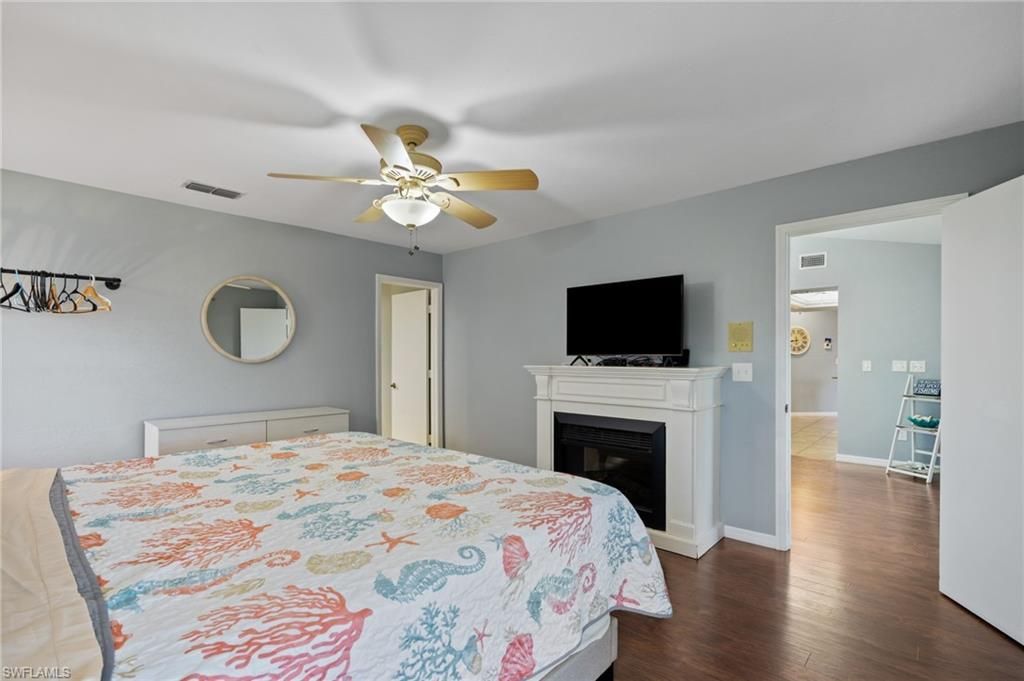 1906 Everest Pkwy, Cape Coral, FL 33904 Photo