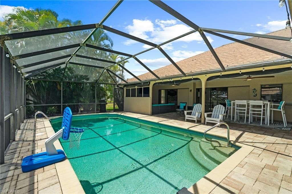 1906 Everest Pkwy, Cape Coral, FL 33904 Photo