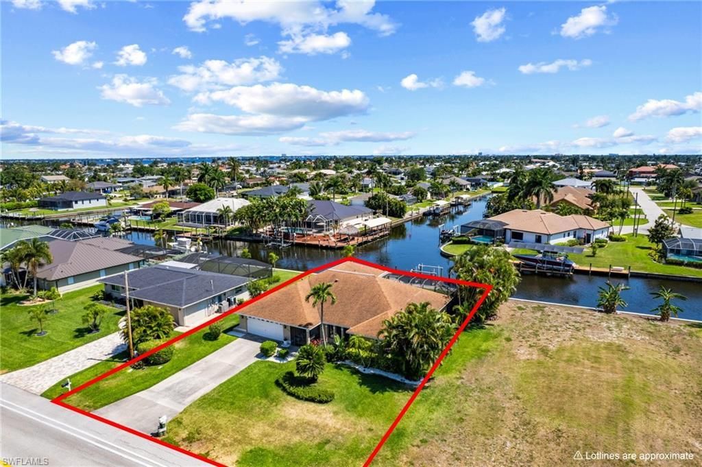 1906 Everest Pkwy, Cape Coral, FL 33904 Photo