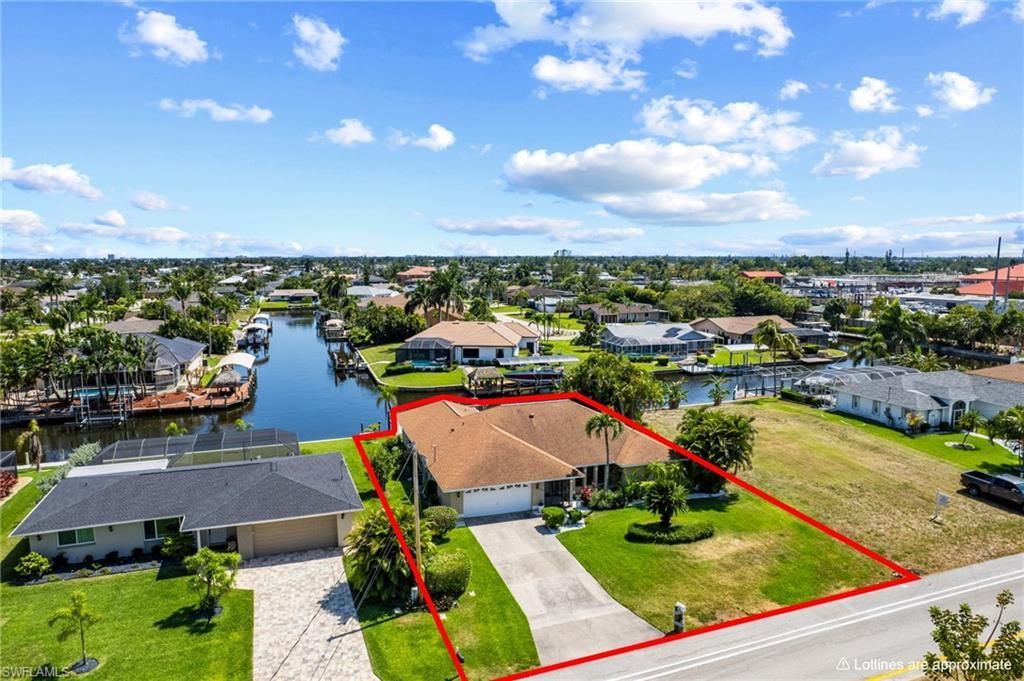 1906 Everest Pkwy, Cape Coral, FL 33904 Photo