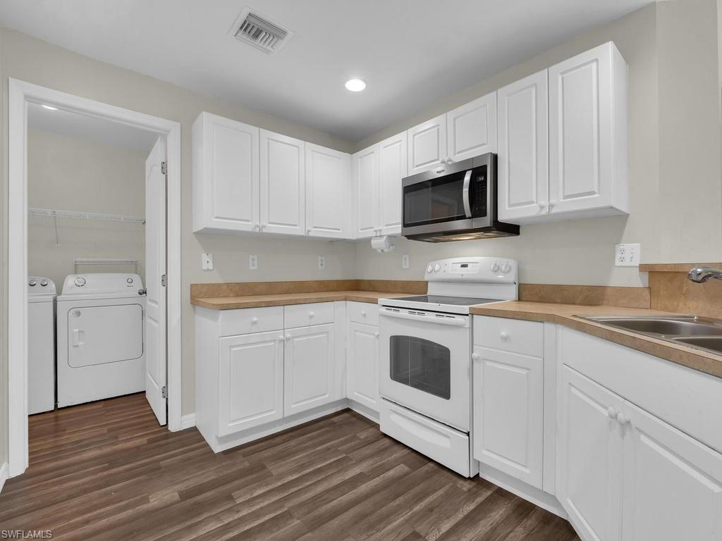 3626 NE 13th Ave, Cape Coral, FL 33909 Photo