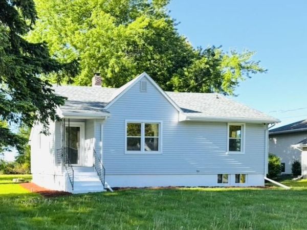 2851 44th Street , Highland, IN 46322