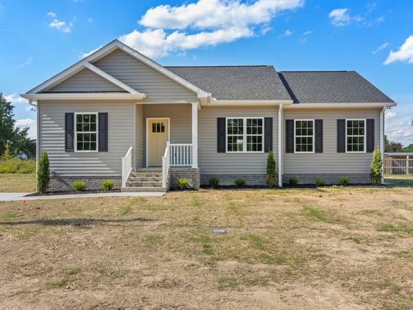 1993 Stevens Dr , Westmoreland, TN 37186