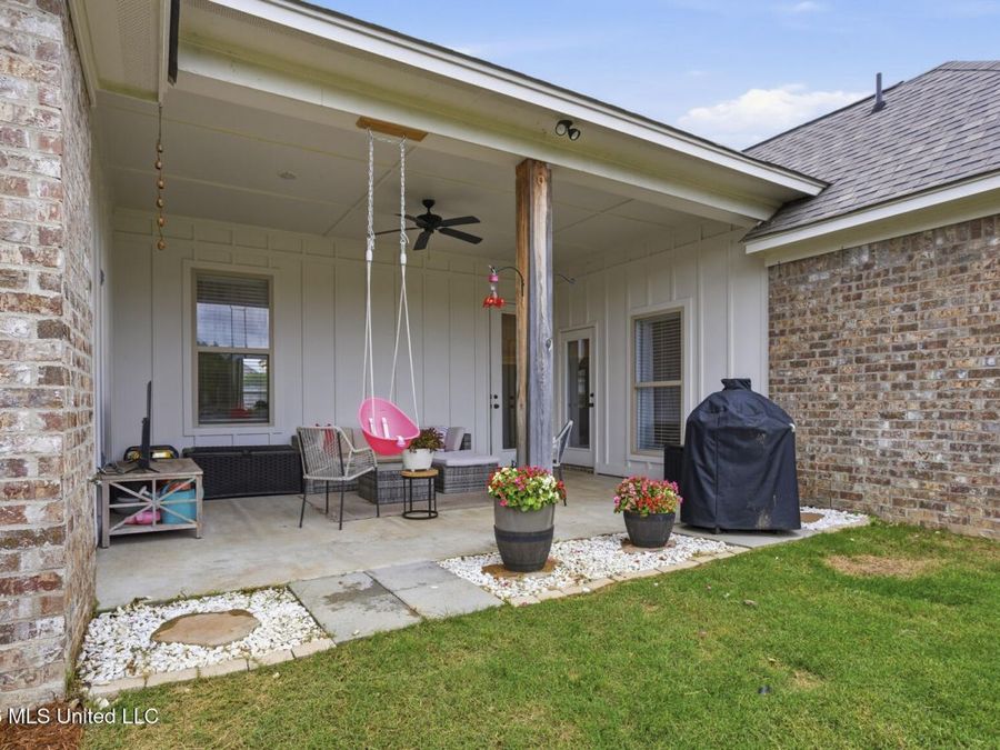 Property Image 33