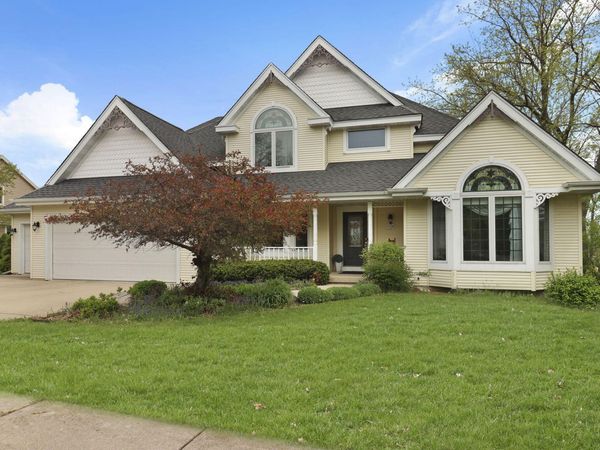 708 Briody St, Burlington, WI 53105