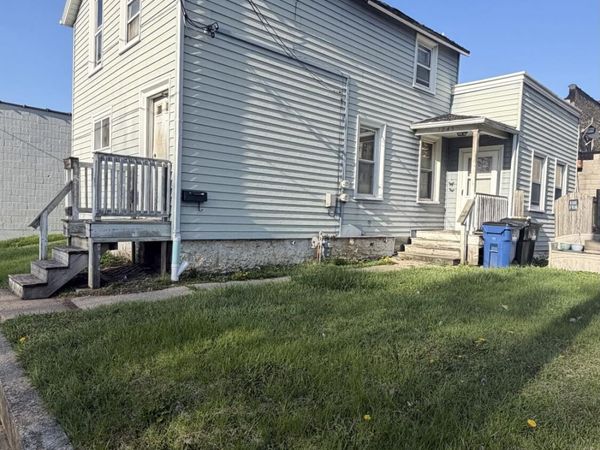 1245 Superior St, Racine, WI 53405