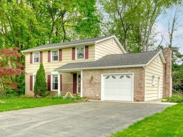 160 Courtly Circle , Rochester, NY 14615