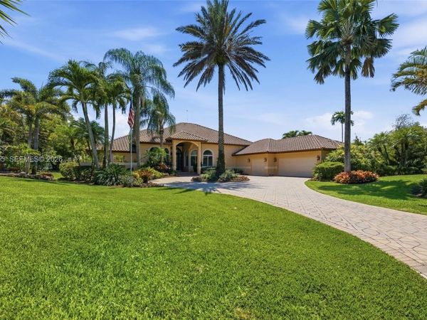 3160 Paddock Rd , Weston, FL 33331