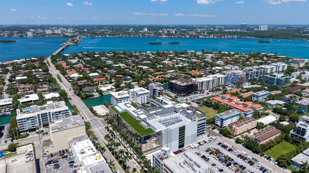 1177 Kane Concourse, Unit 809, Bay Harbor Islands, FL 33154 Photo