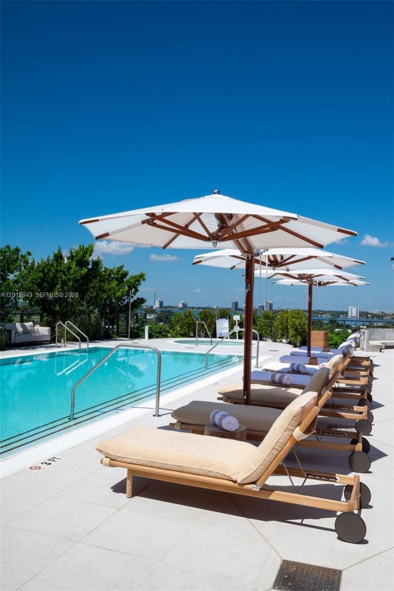 1176 97th St, Unit 809, Bay Harbor Islands, FL 33154 Photo