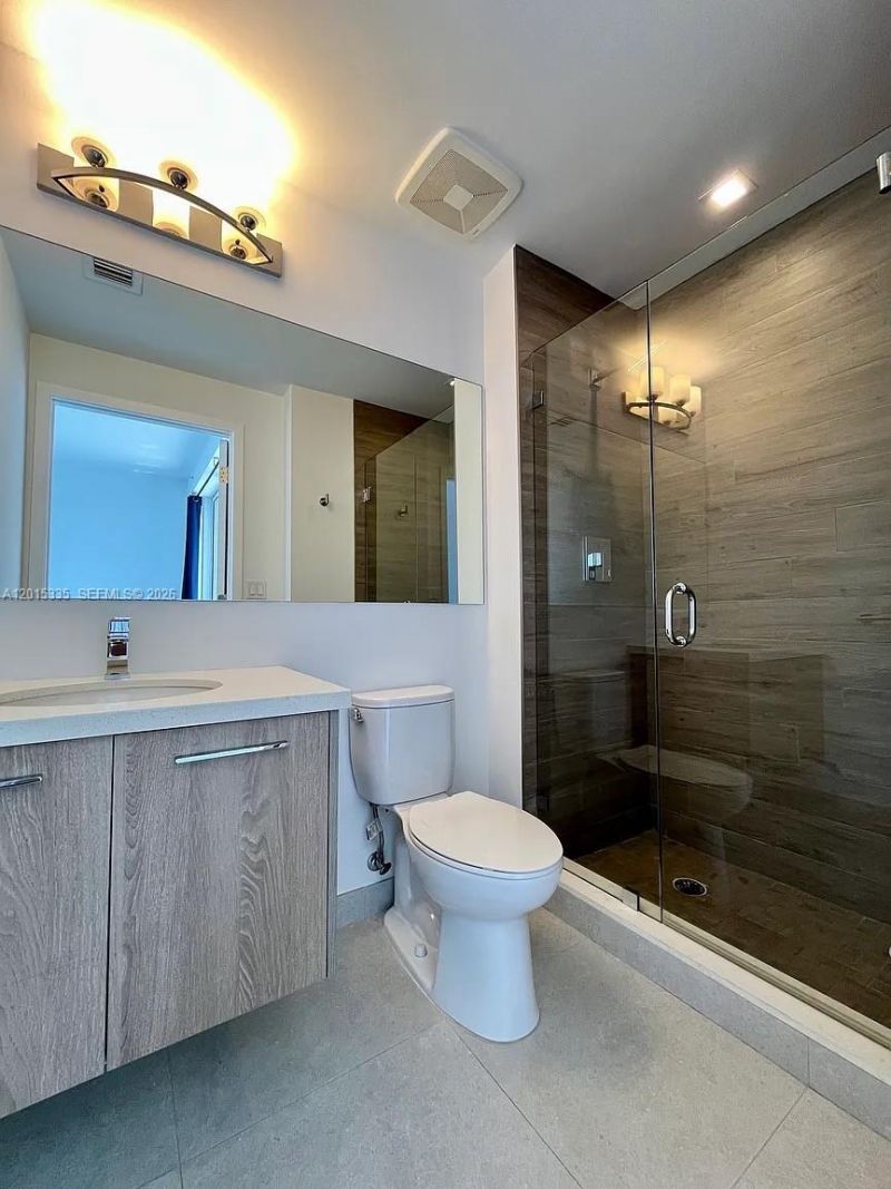 1000 99th St, Unit 3, Bay Harbor Islands, FL 33154 Photo