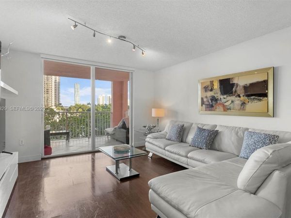 19655 E Country Club Dr , Unit 6304, Aventura, FL 33180