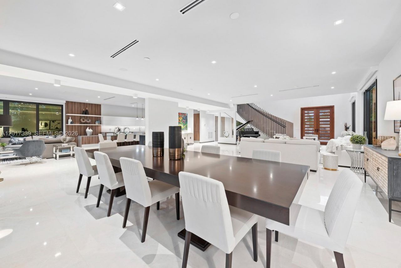 3734 Chase Ave, Miami Beach, FL 33140 Photo