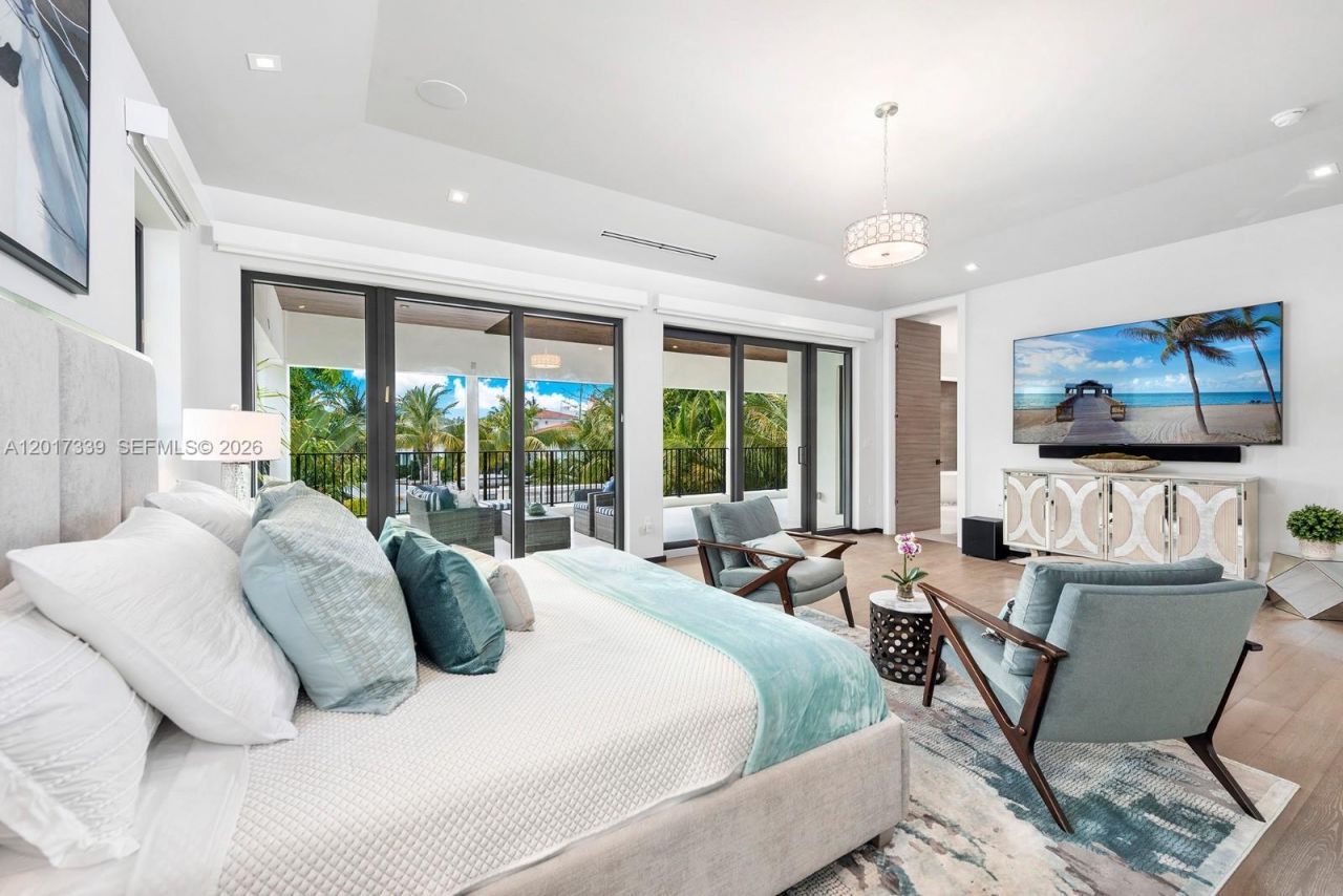 3734 Chase Ave, Miami Beach, FL 33140 Photo