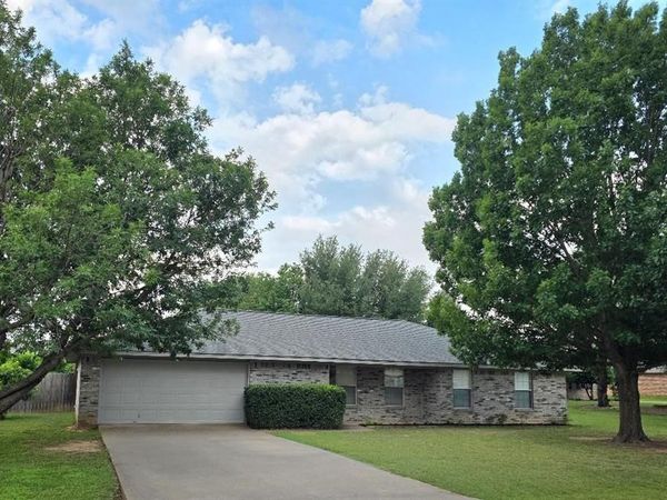 5324 Mission Circle, Granbury, TX 76049
