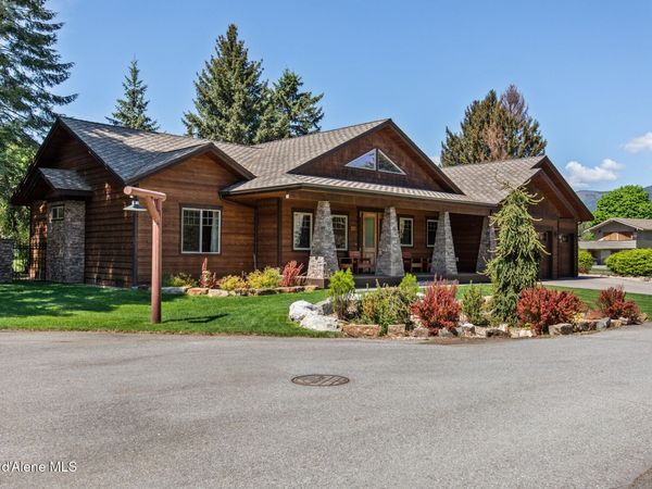 808 Bryce LN , Sandpoint, ID 83864