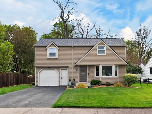 20 Hertford Way , Rochester, NY 14610
