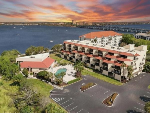 204 3RD STREET W, Unit 204, BRADENTON, FL 34205