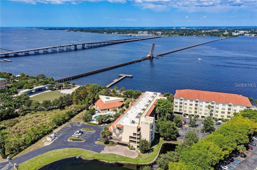 204 3rd Street W, Unit 204, Bradenton, FL 34205 Photo