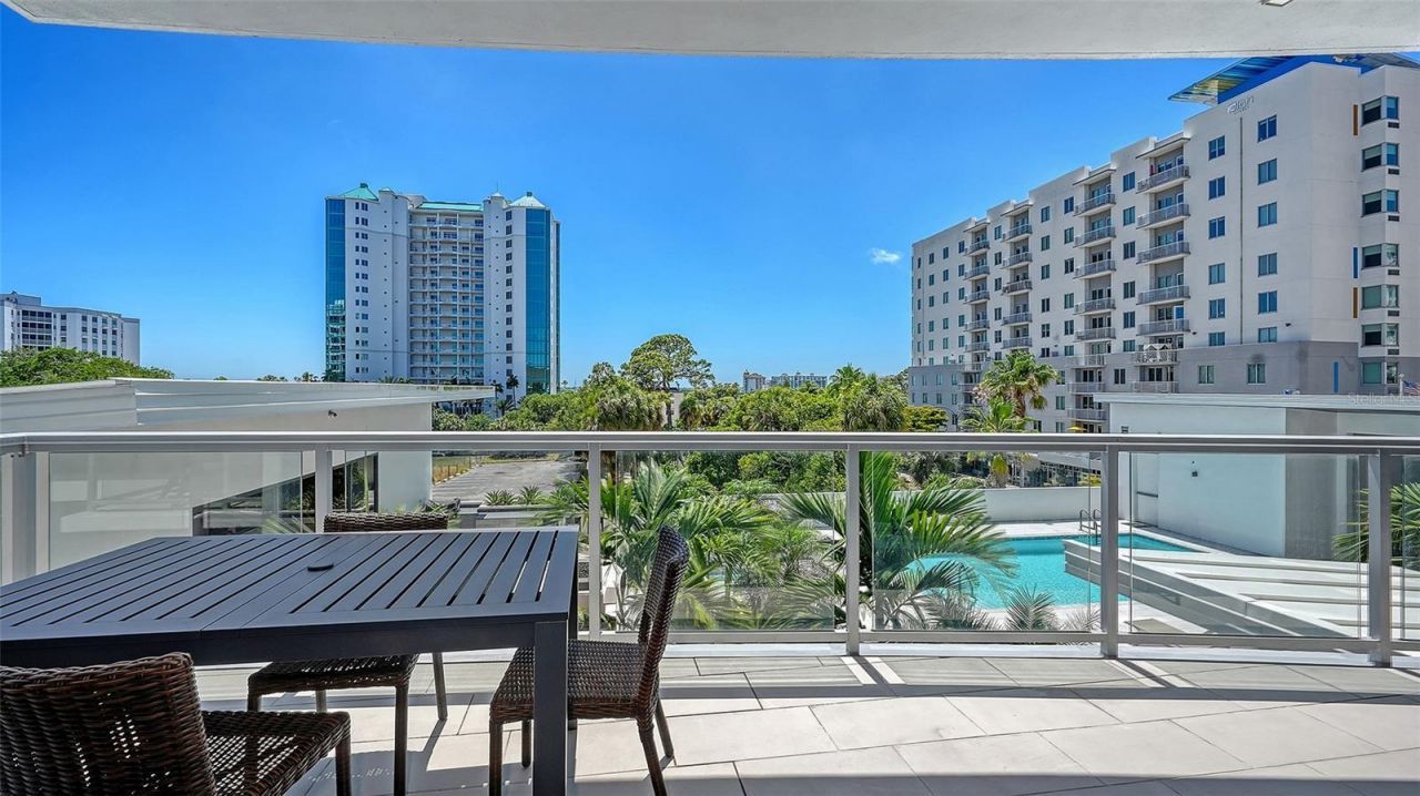 300 S Pineapple Avenue, Unit 302, Sarasota, FL 34236 Photo