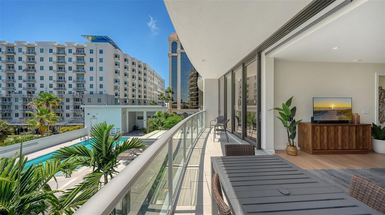 300 S Pineapple Avenue, Unit 302, Sarasota, FL 34236 Photo