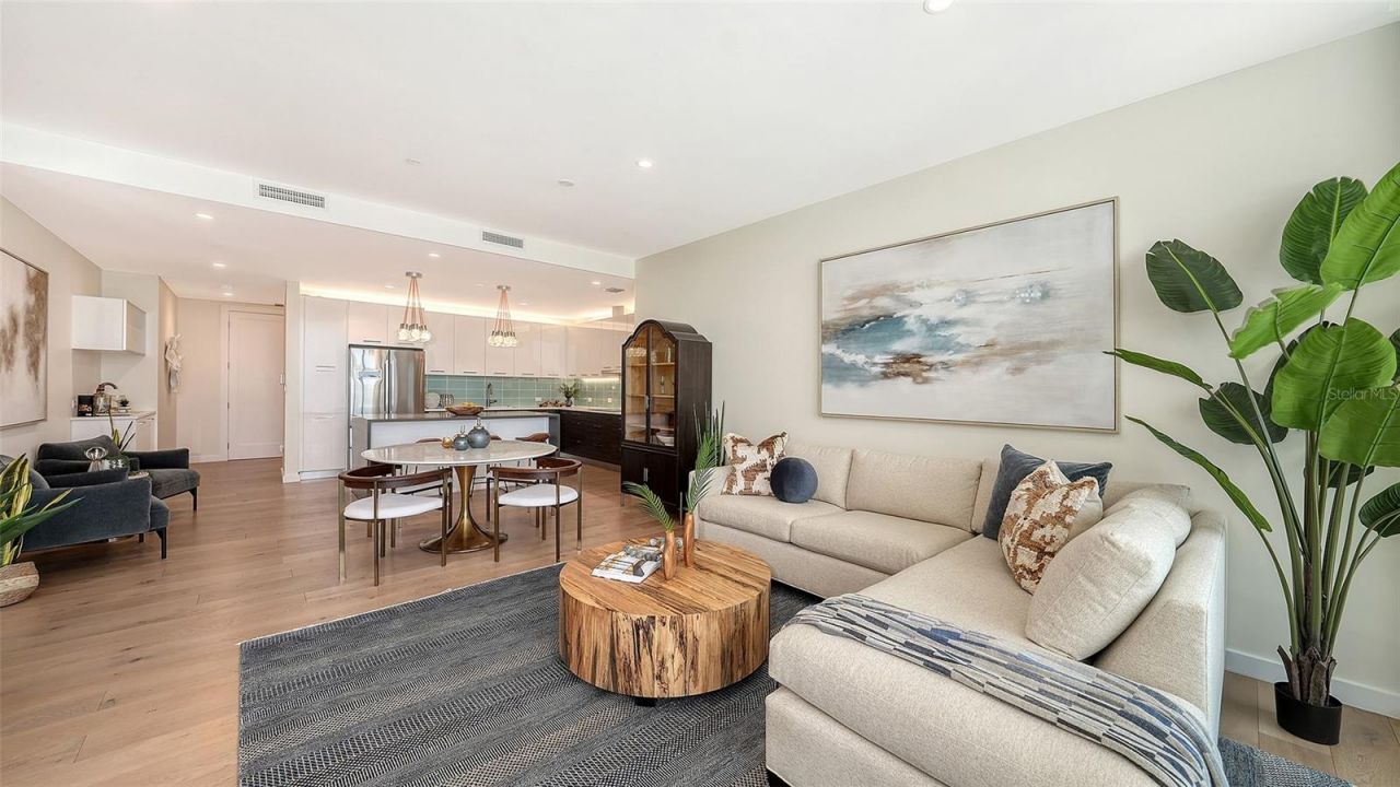 300 S Pineapple Avenue, Unit 302, Sarasota, FL 34236 Photo