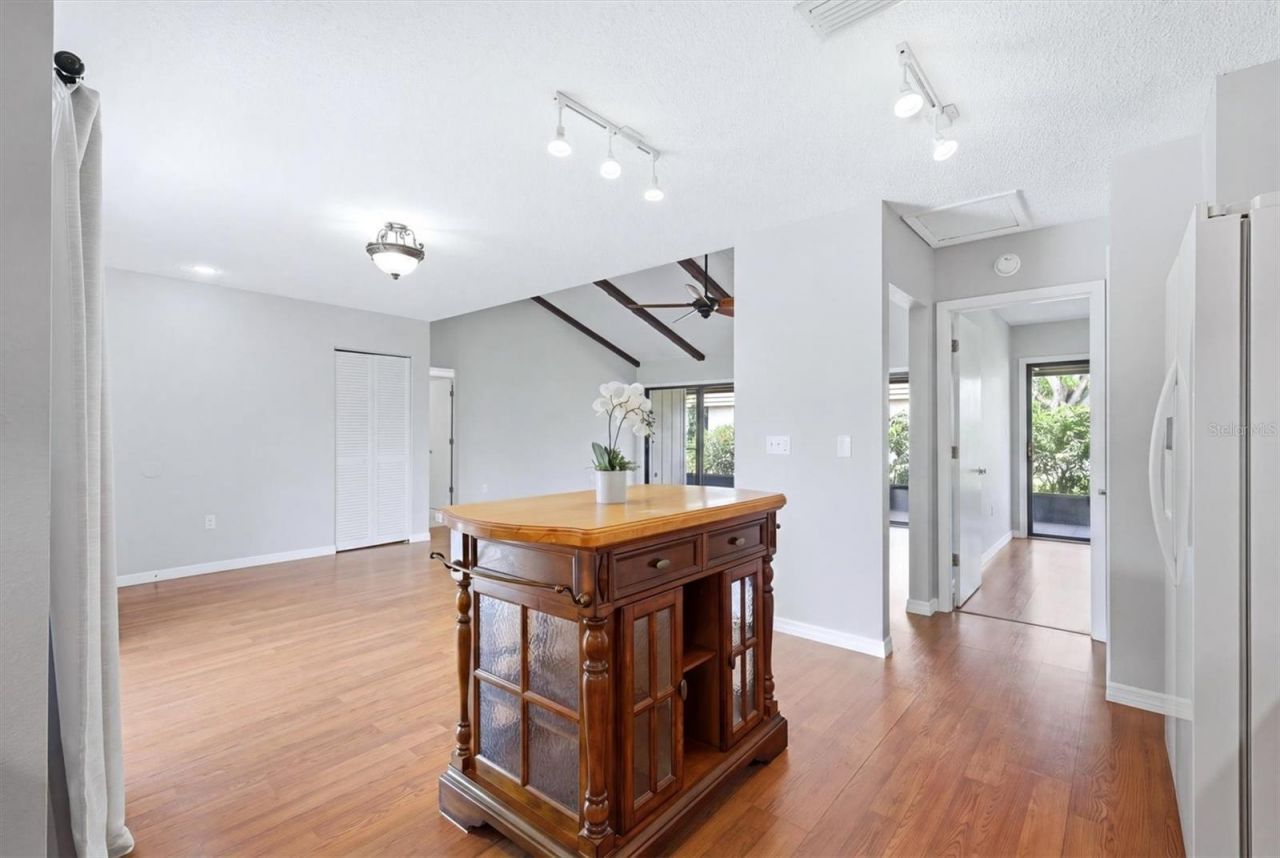 6628 Draw Lane, Unit 122, Sarasota, FL 34238 Photo