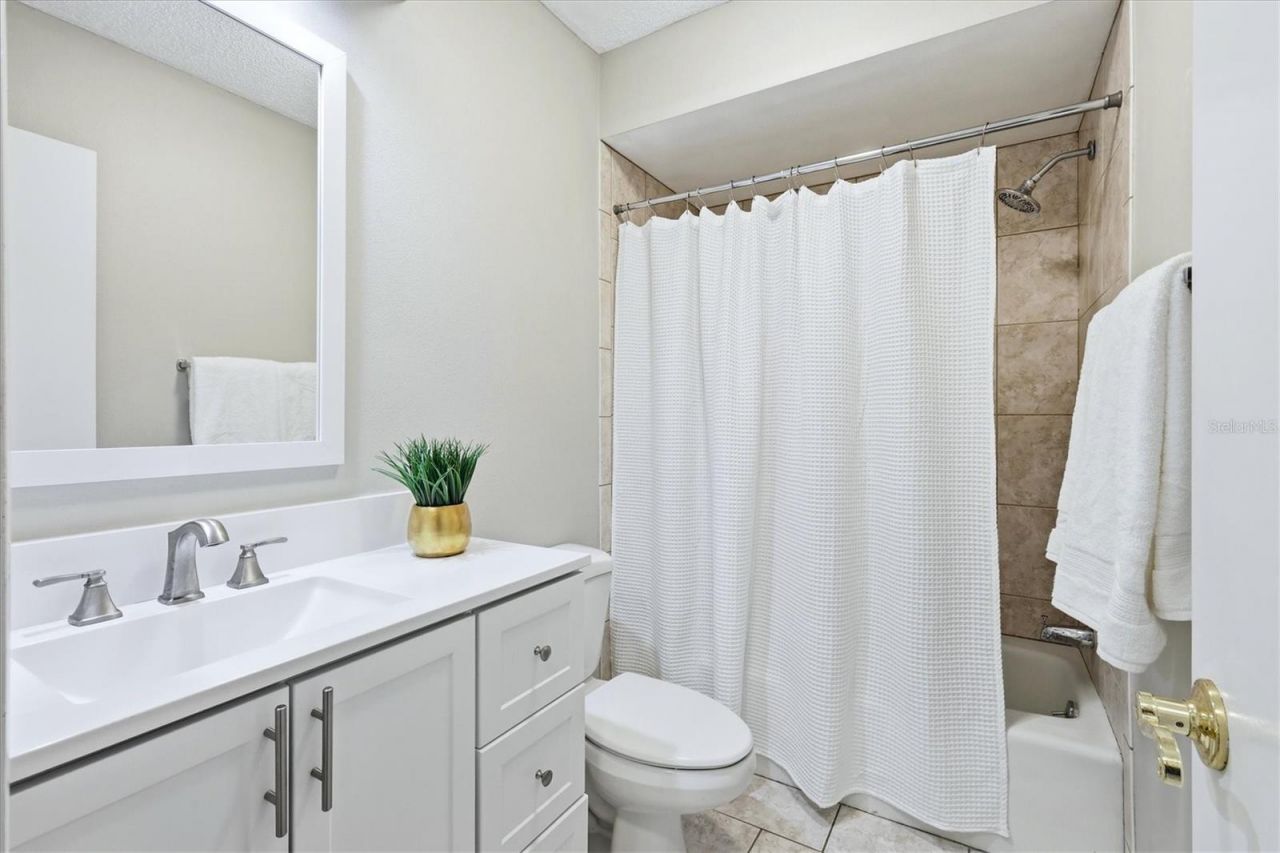 6628 Draw Lane, Unit 122, Sarasota, FL 34238 Photo