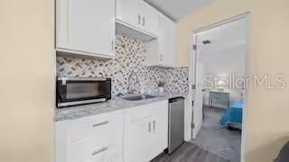 10436 Silhavy Drive, Largo, FL 33774 Photo