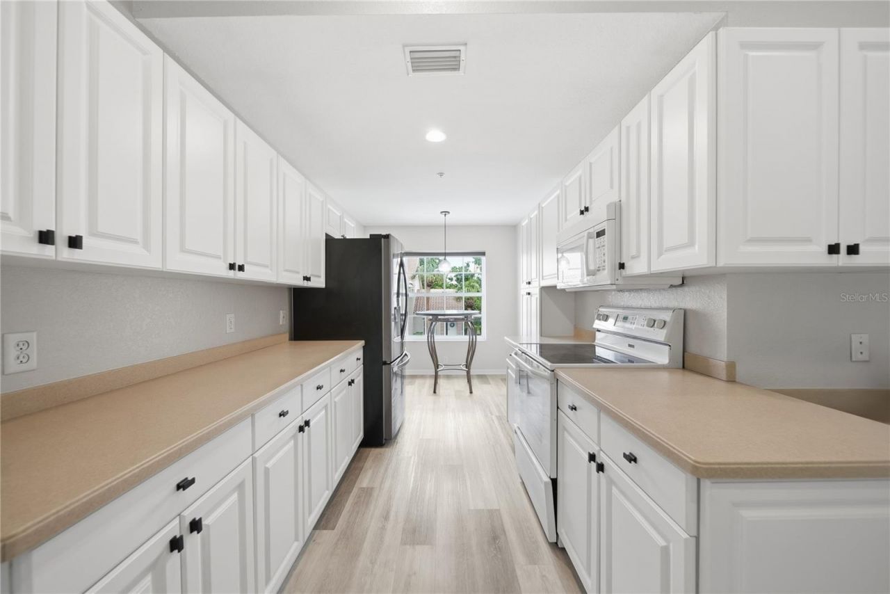 7660 Sweetbay Circle, Bradenton, FL 34203 Photo