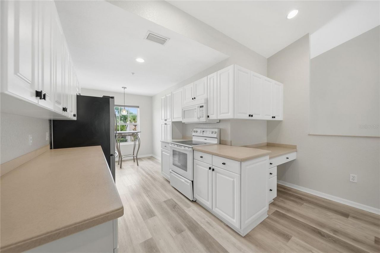 7660 Sweetbay Circle, Bradenton, FL 34203 Photo