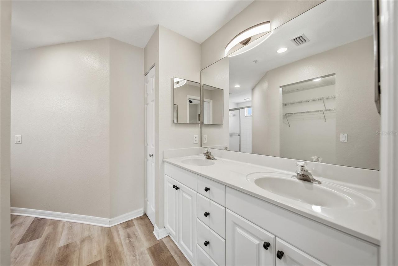 7660 Sweetbay Circle, Bradenton, FL 34203 Photo