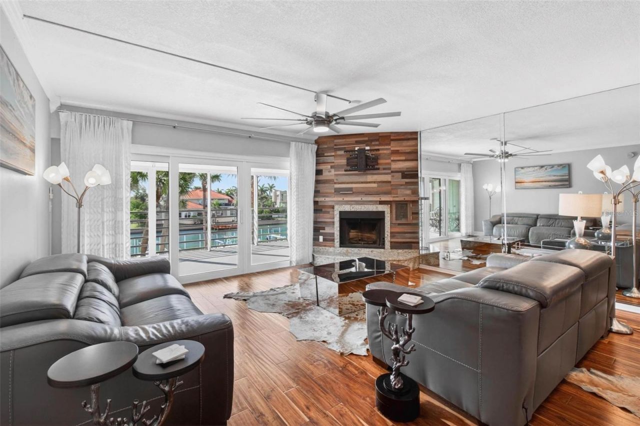 363 Pinellas Bayway S, Unit 42, Saint Petersburg, FL 33715 Photo