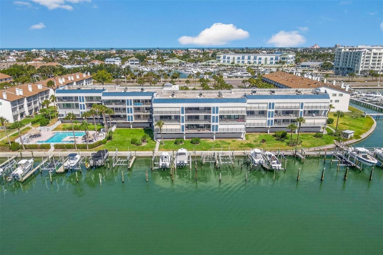 363 Pinellas Bayway S, Unit 42, Saint Petersburg, FL 33715 Photo
