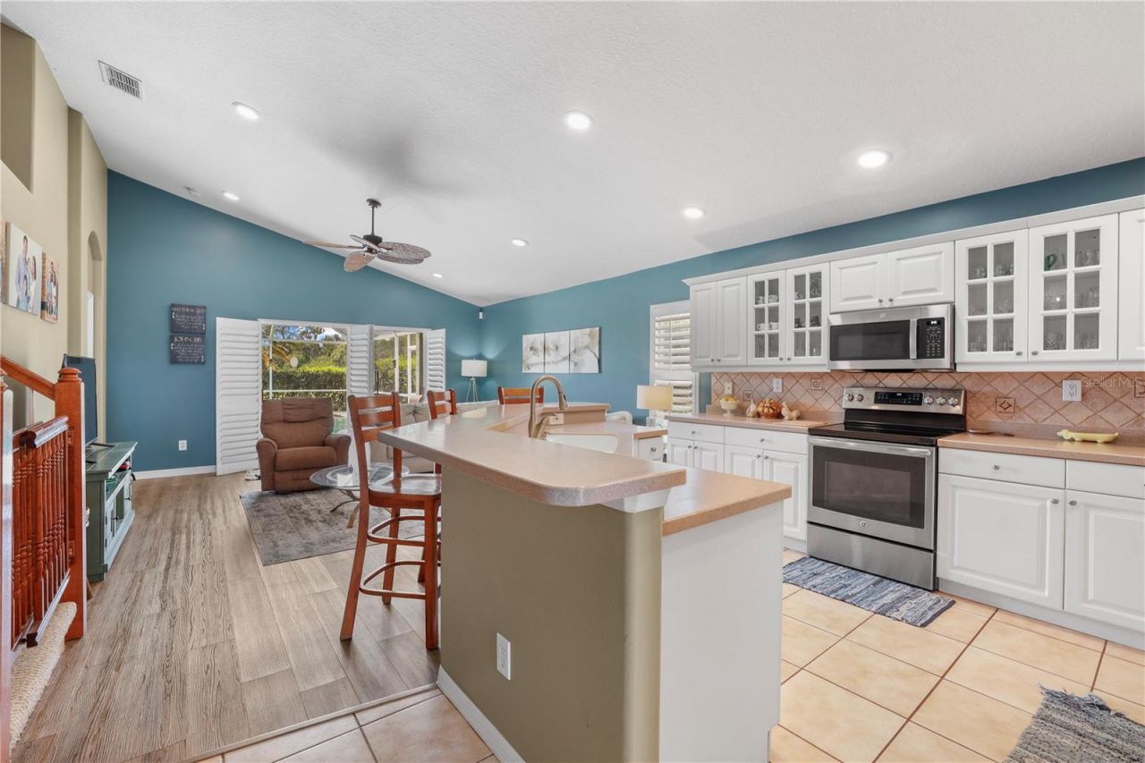 6215 Bobby Jones Court, Palmetto, FL 34221 Photo