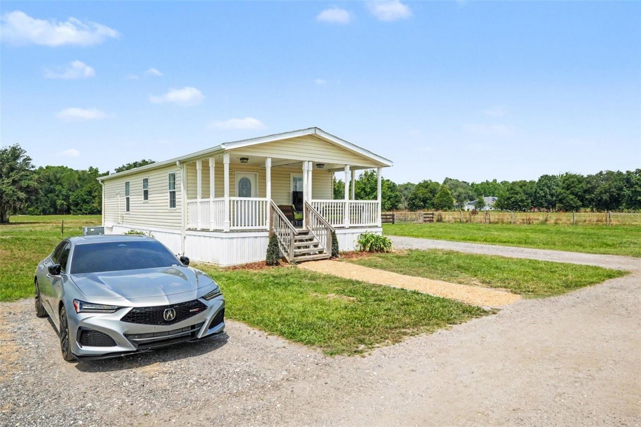 17161 Morris Bridge Road, Thonotosassa, FL 33592 Photo