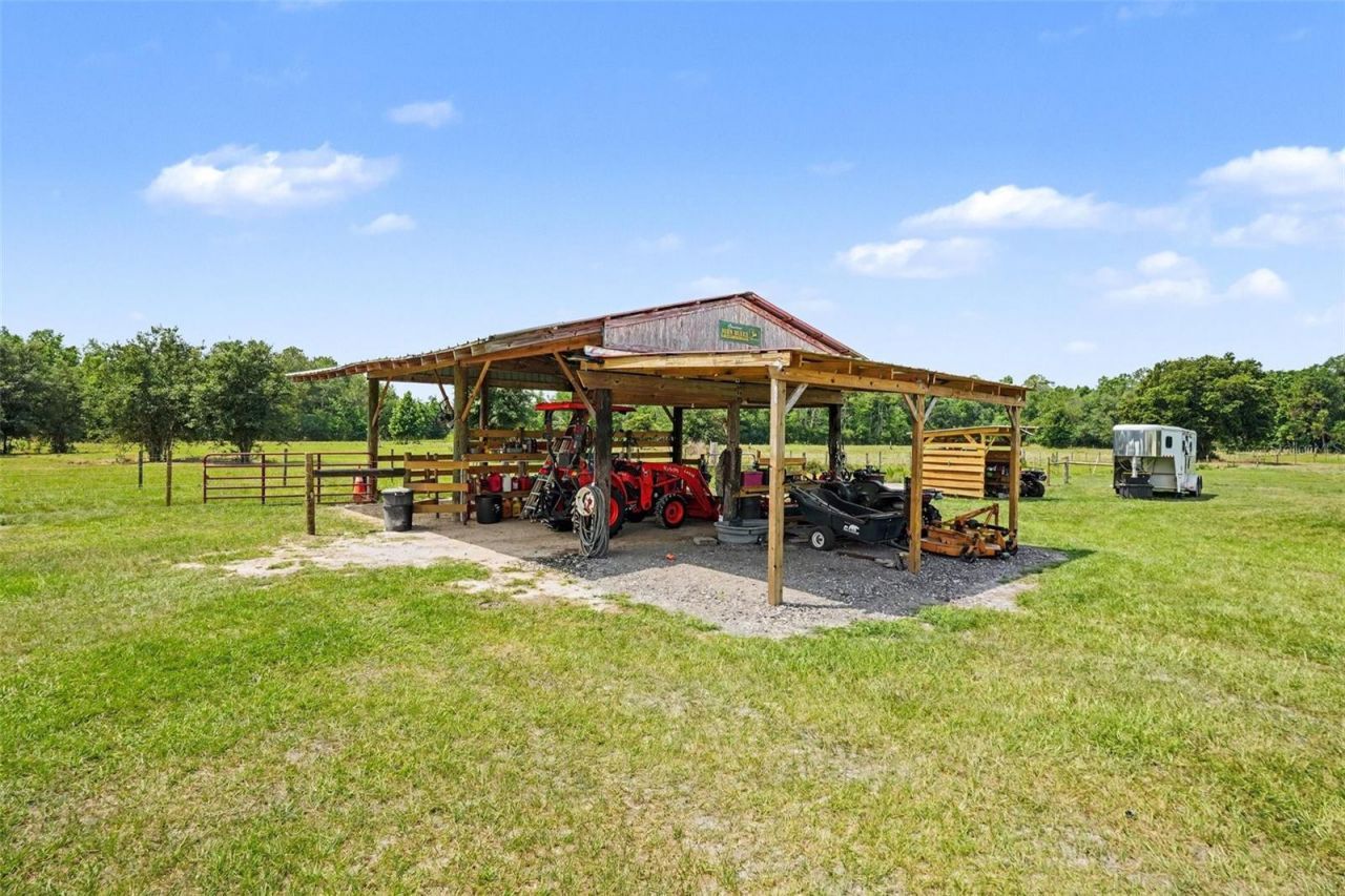 17161 Morris Bridge Road, Thonotosassa, FL 33592 Photo
