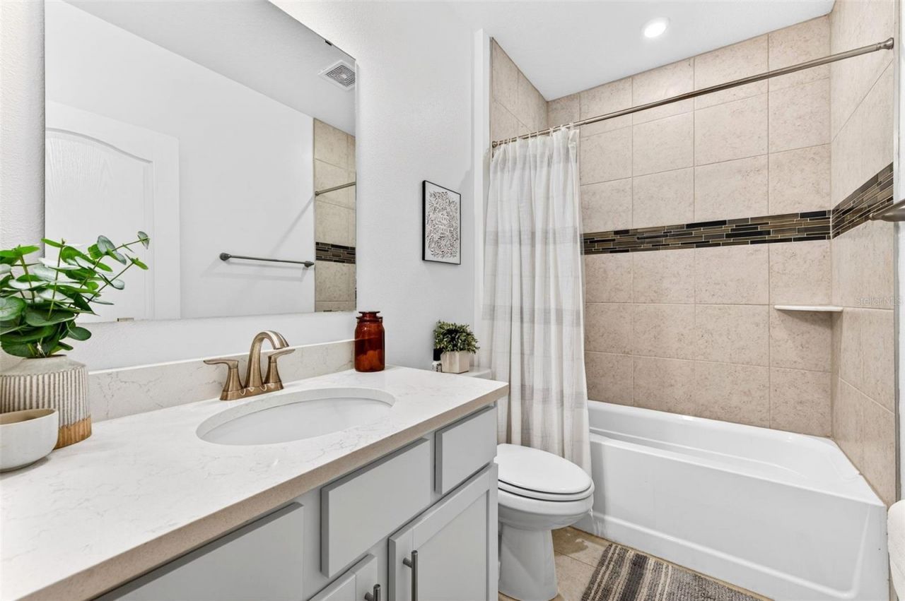 2530 Roygaris Street Nw, Palm Bay, FL 32907 Photo