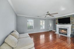 136 Blue Jasmine Lane photo 4
