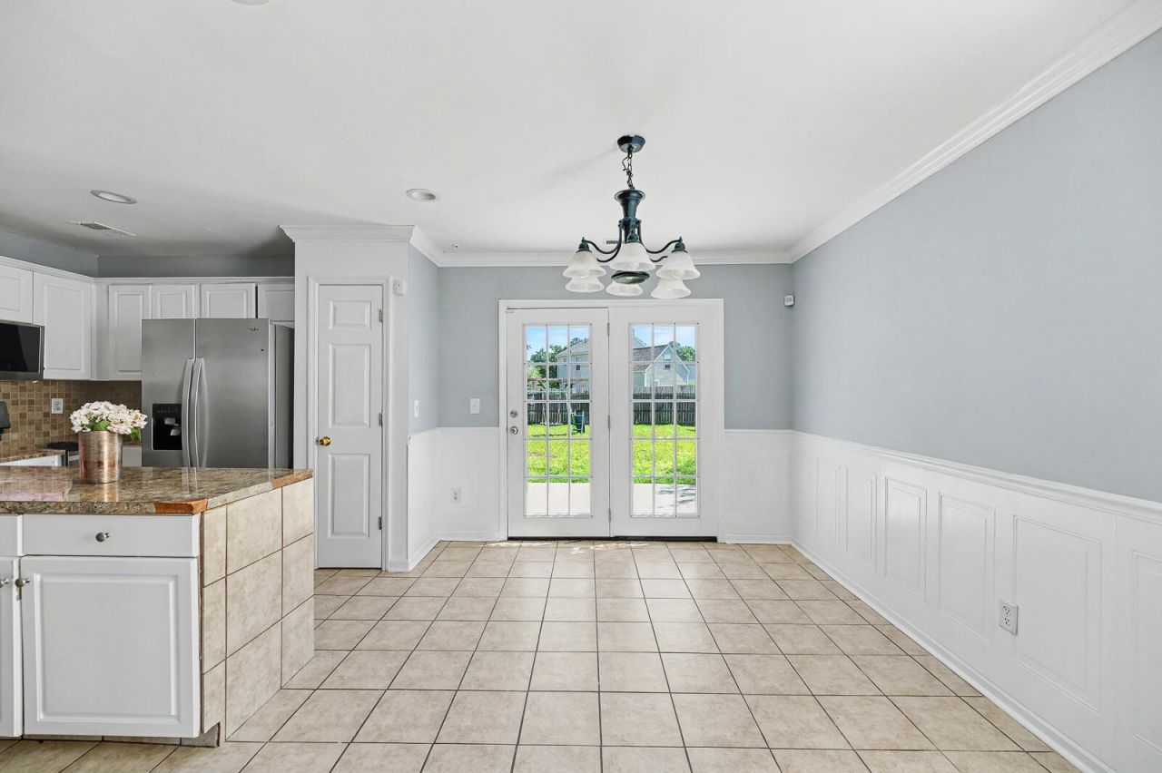 136 Blue Jasmine Lane Photo 6