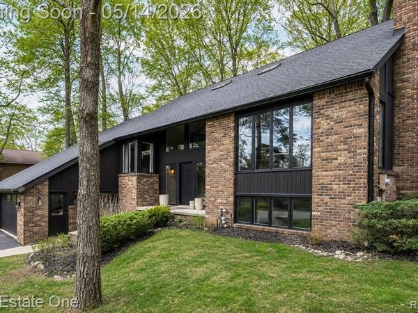 6464 Deer Ridge Drive, Independence Twp, MI 48348