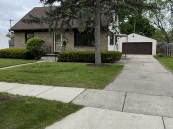 4614 Alpha Street, Lansing, MI 48910