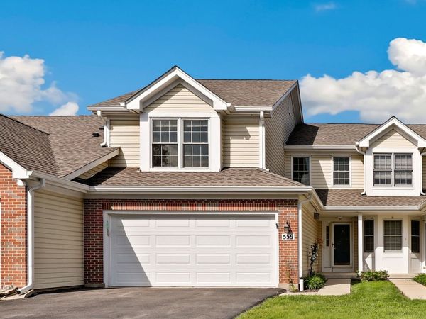 559 Bradbury Lane, Geneva, IL 60134