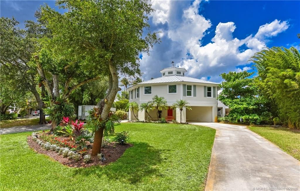 1374 NW Coconut Point Lane, Stuart, FL 34994 Photo