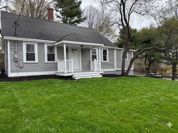 98 Elm St, Blackstone, MA 01504