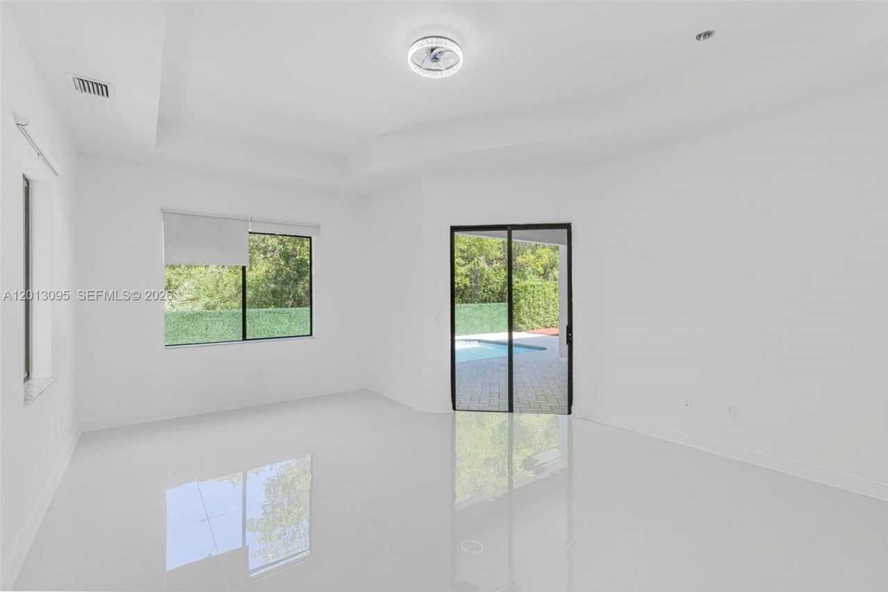 7551 SW 187th St , Cutler Bay, FL 33157 Photo