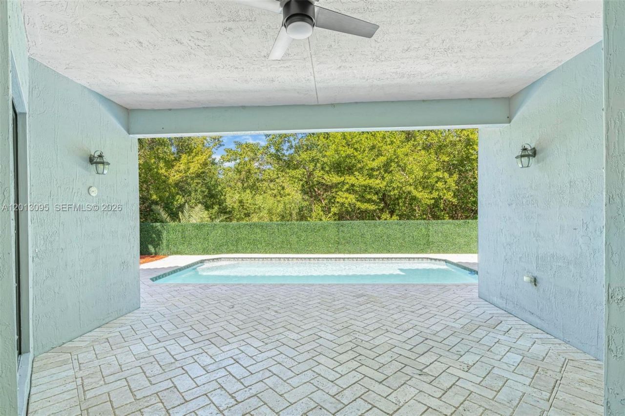 7551 SW 187th St , Cutler Bay, FL 33157 Photo