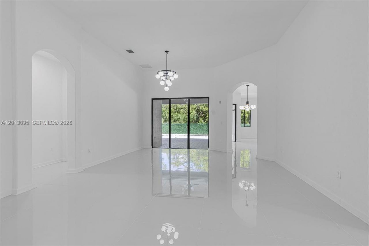 7551 SW 187th St , Cutler Bay, FL 33157 Photo