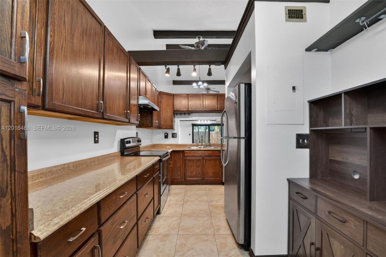 1717 NW 73rd Ave , Unit 33, Plantation, FL 33313 Photo