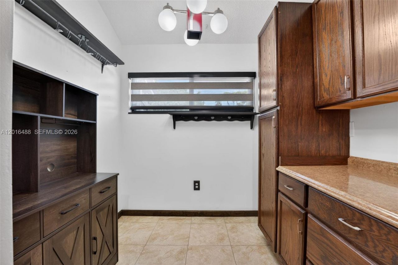 1717 NW 73rd Ave , Unit 33, Plantation, FL 33313 Photo
